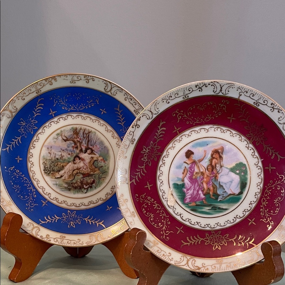 Elegant Blue and Red Decorative Plates